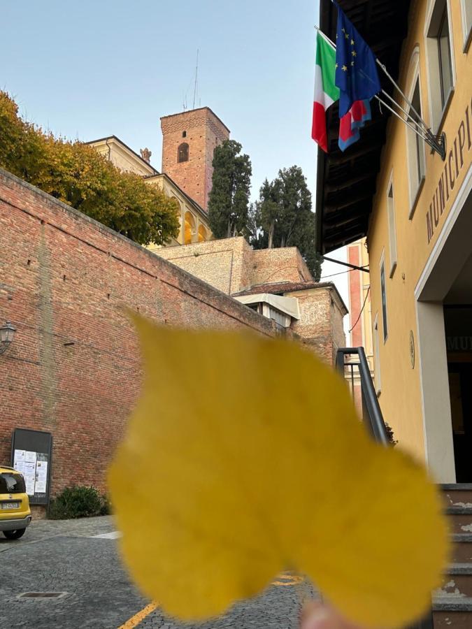 Takapradalu Villa Cisterna dʼAsti Exterior foto