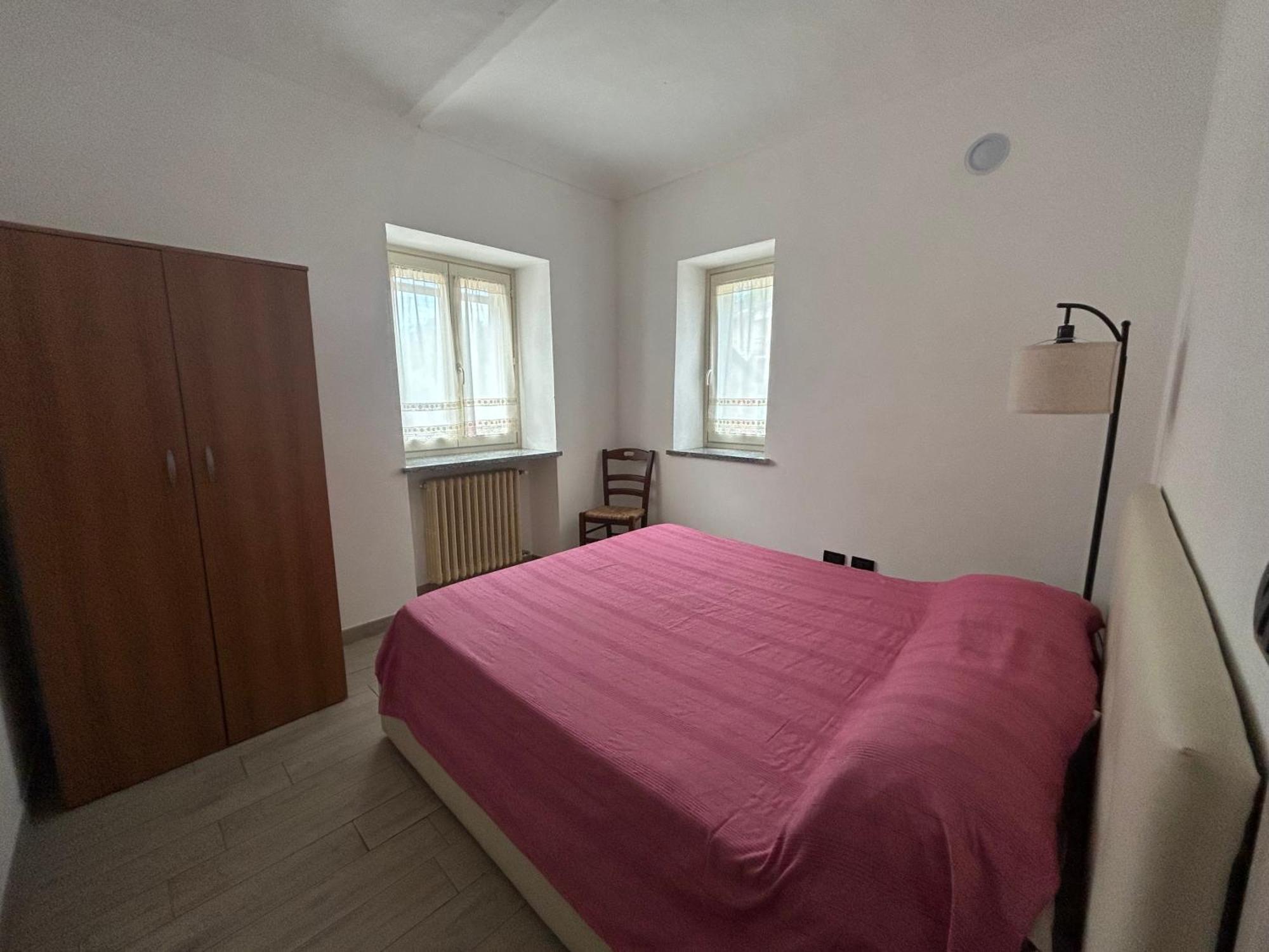 Takapradalu Villa Cisterna dʼAsti Exterior foto